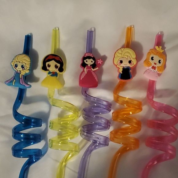 NEW 5 PIECE DISNEY PRINCESSES CURLY STRAW SET - Picture 2 of 2